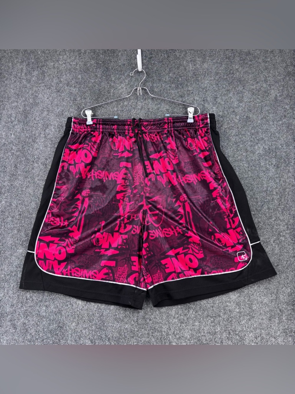 AND1 Red & Black Graffiti Basketball Shorts Men’s 3XL Comfort Elastic Waist